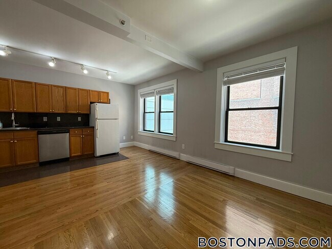Foto del edificio - 90 Warrenton St