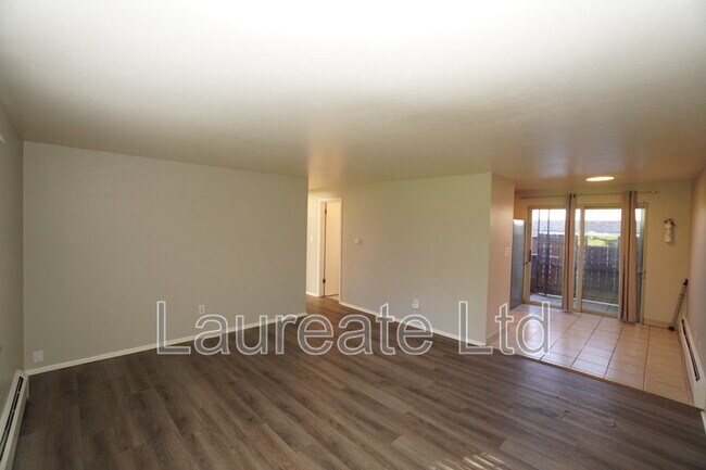 Foto del edificio - 761 Oak St