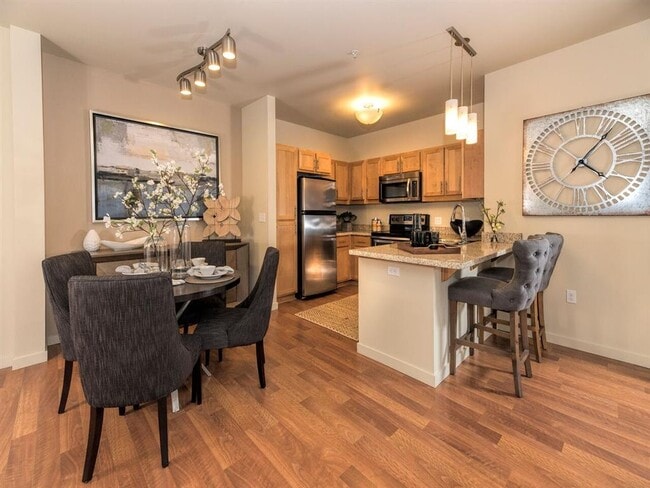 Best Luxury Bridgeport Village Apartments for Rent - Portland, OR ...