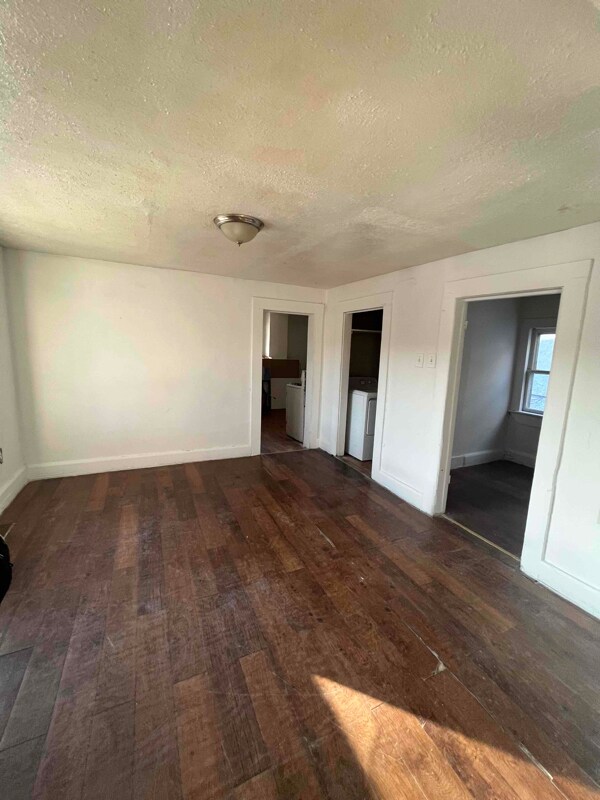 Building Photo - 2518 N 20th St E