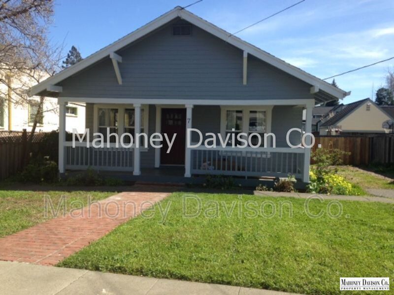 7 Douglas St, Petaluma, CA 94952 House Rental in Petaluma, CA