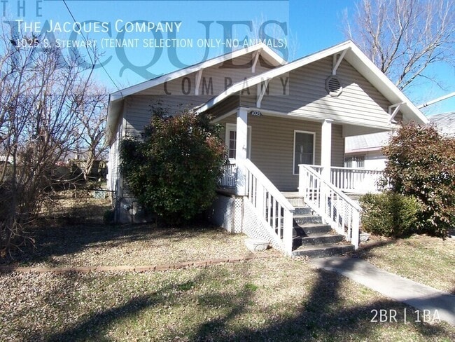 Foto del edificio - 1025 S Stewart Ave