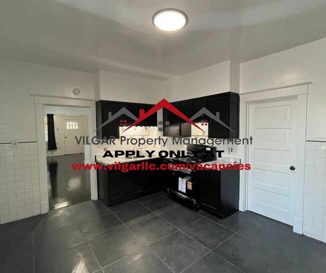 Foto del edificio - 5035 Olcott Ave