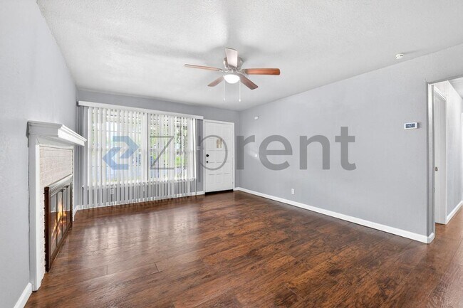 Foto del edificio - 2332 Grandview Dr