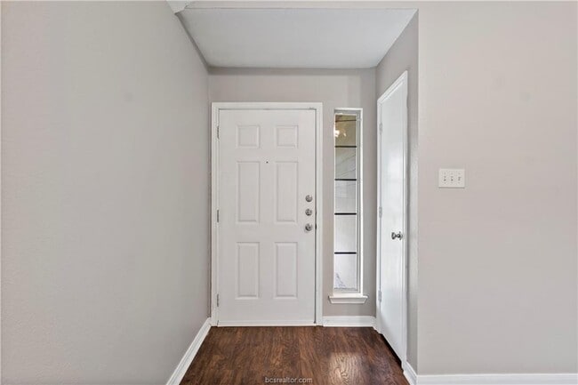 Foto del edificio - 3903 Crown Ridge Ct