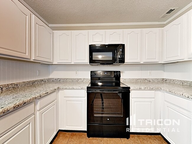 Building Photo - 4518 Connaught West Drive Plainfield IN