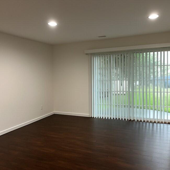 Foto del edificio - 115 Ashby Ct