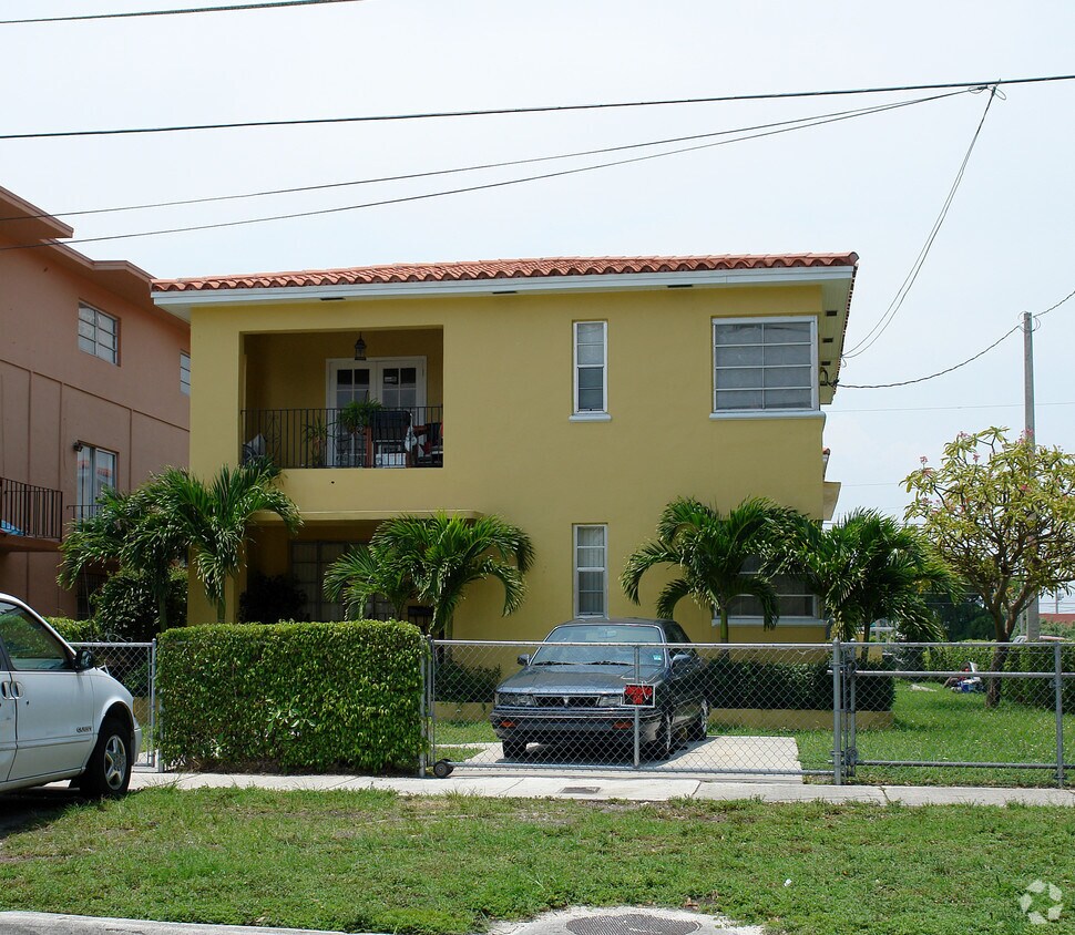 Primary Photo - 503 SW 11th St