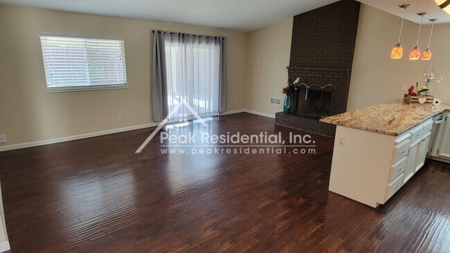 Foto del edificio - Nicely Updated 3bd/2ba Rocklin Home with R...