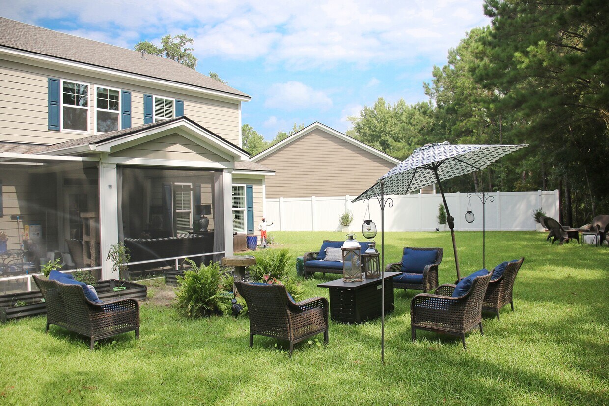 Building Photo - 157 Gallery Way