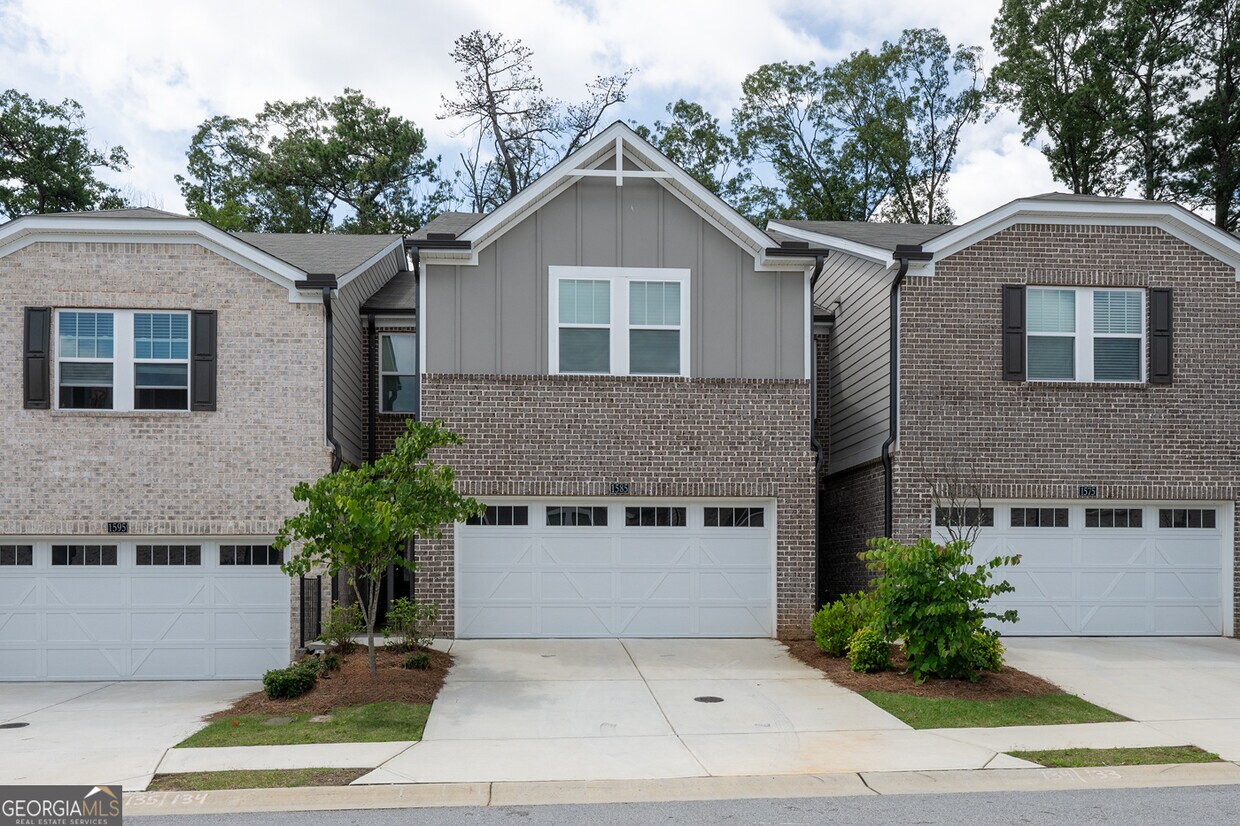 Primary Photo - 1585 Villageside Ct