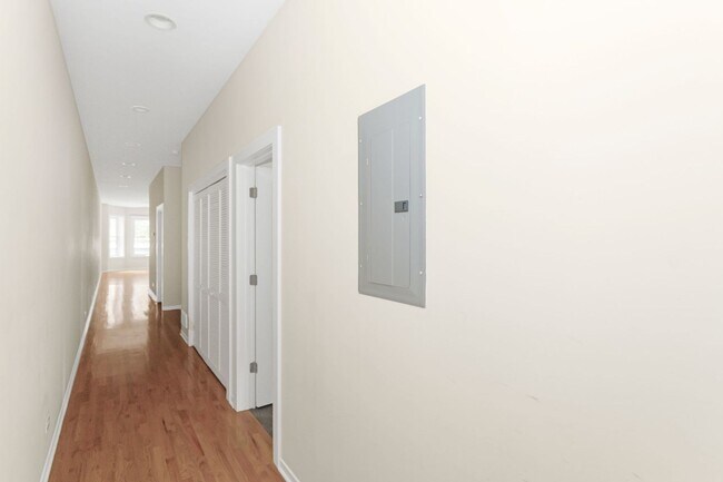 Foto del edificio - 1333 W Taylor St