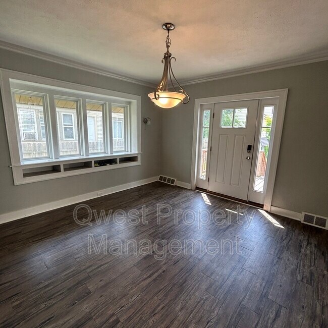 Foto del edificio - 1144 Alexander St SE