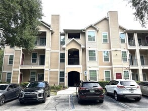Building Photo - 2015 Erving Cir