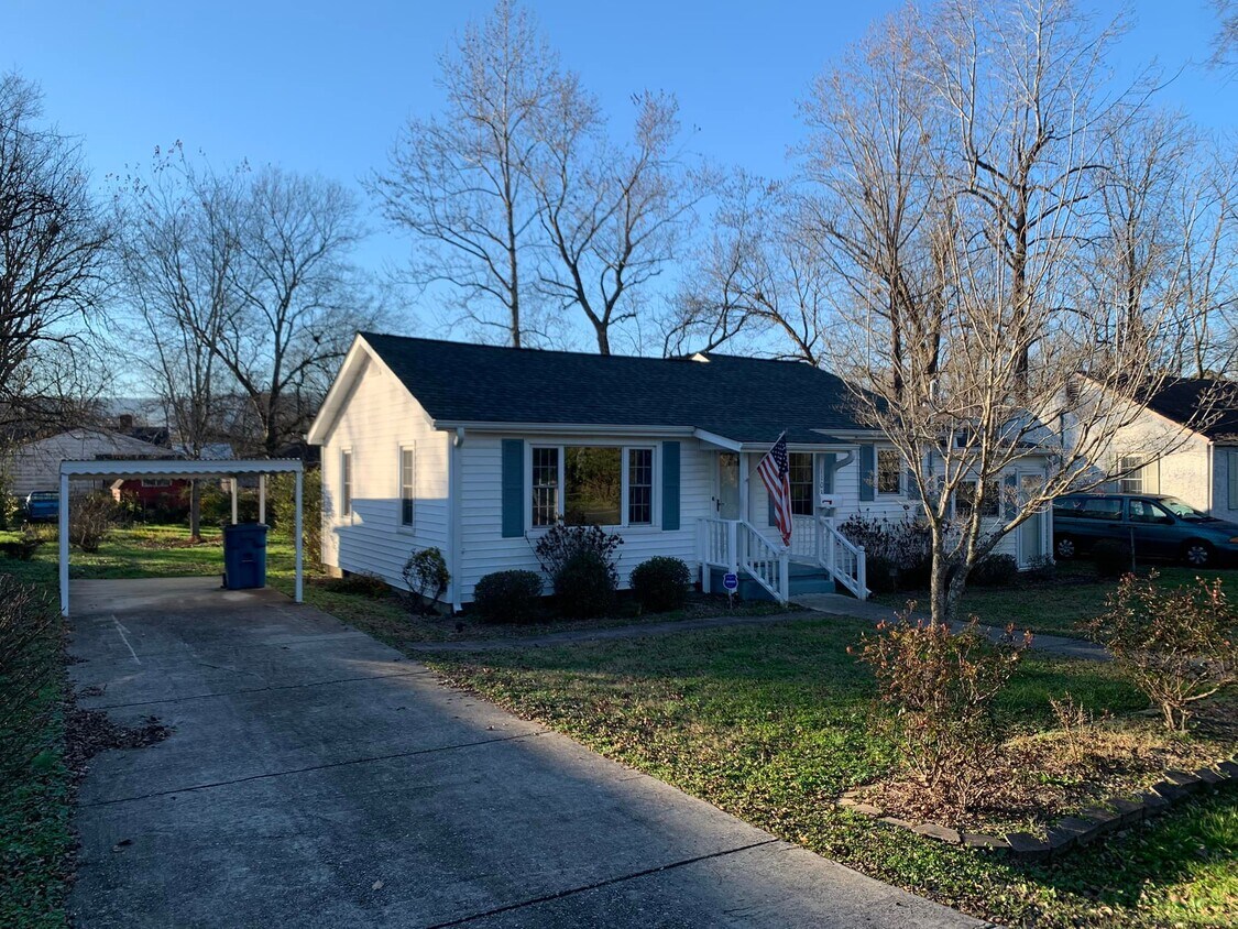 1103 Logan Ave, Rossville, GA 30741 House Rental in Rossville, GA