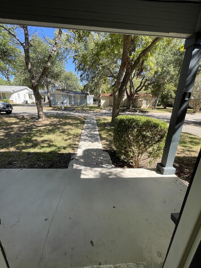 Foto del edificio - 935 Allen Ave