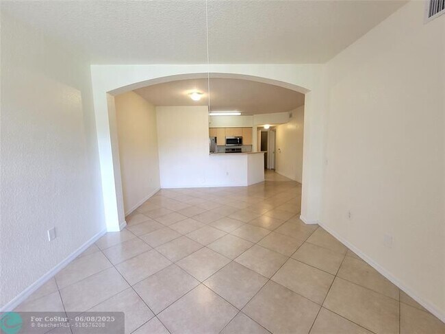 Foto del edificio - 2109 Belmont Ln