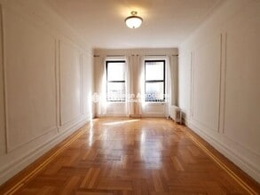 Building Photo - 664 W 163rd St