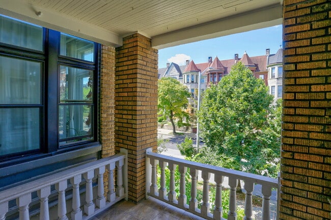 Foto del edificio - 3BD/1BA: Stunning Duplex in Baltimore City