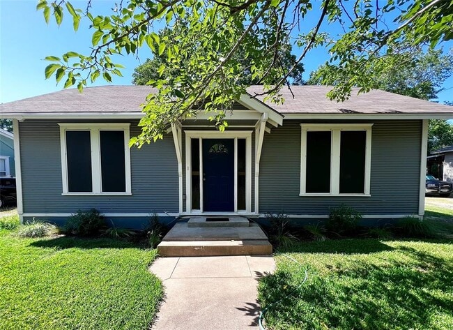 Foto del edificio - 810 Cecelia St