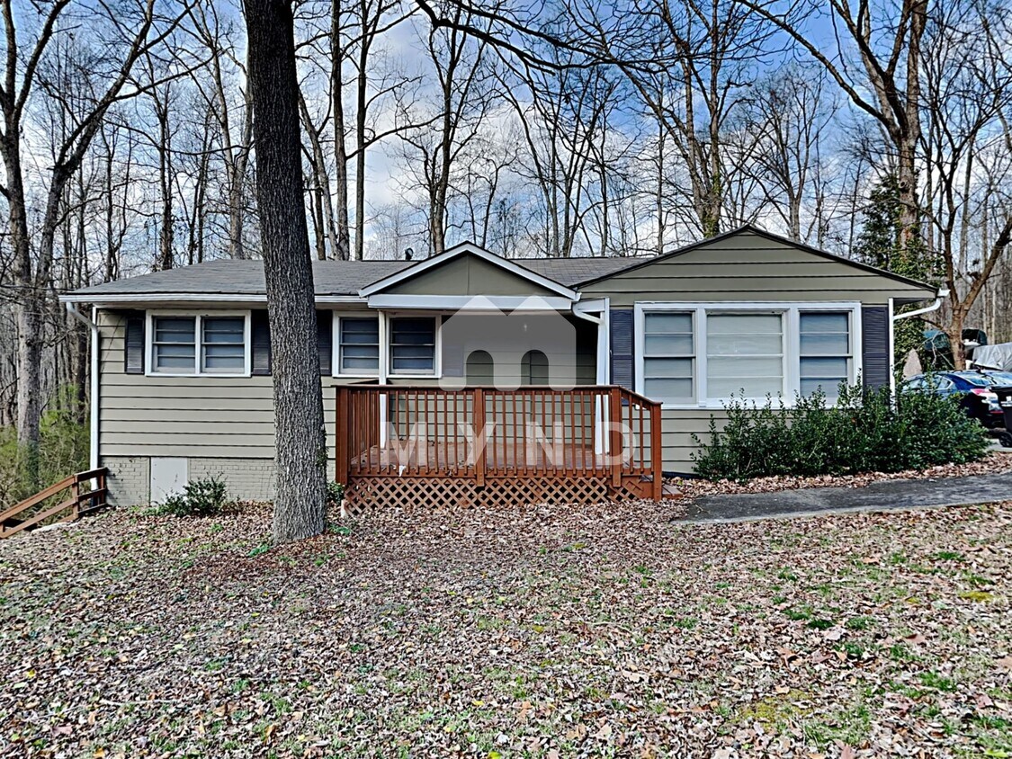 6183 Ellis St House Rental in Douglasville, GA