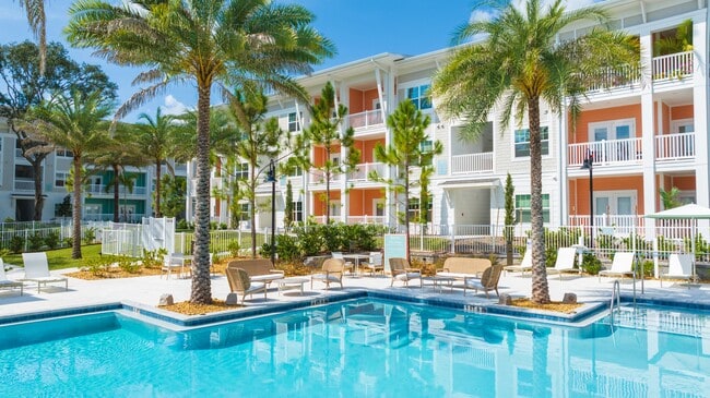 Foto del edificio - Lantana at Cypress Cay