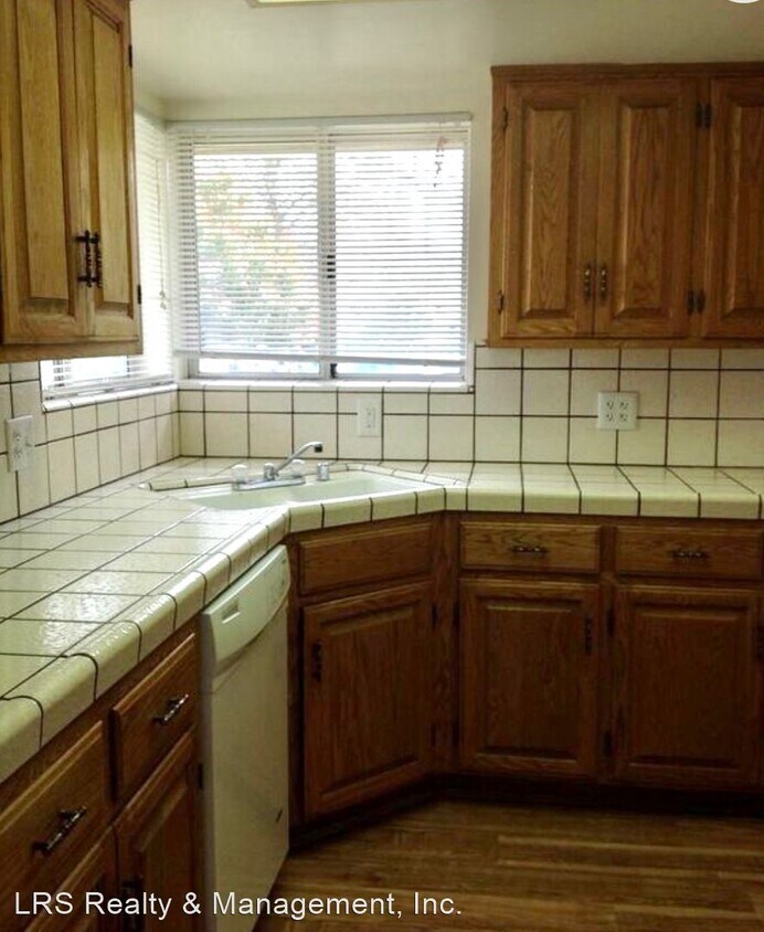 Building Photo - 3 br, 2 bath House - 21101 Hacienda Dr.