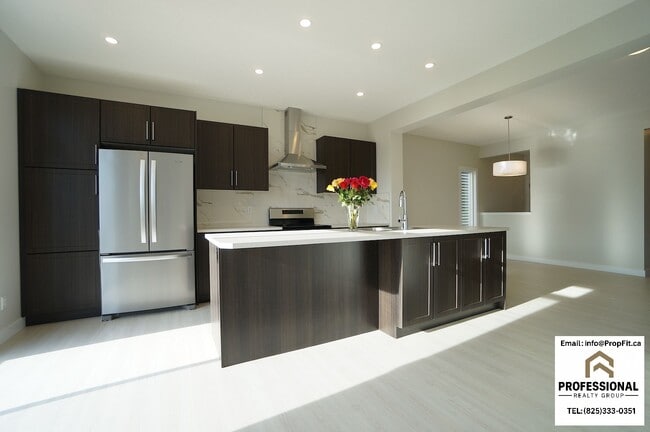 Building Photo - 3007 Chokecherry Cmn SW