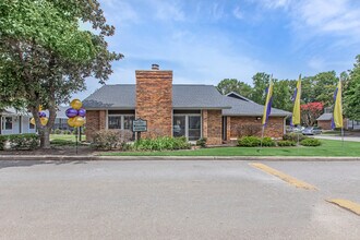 Building Photo - The Park at Hollyford