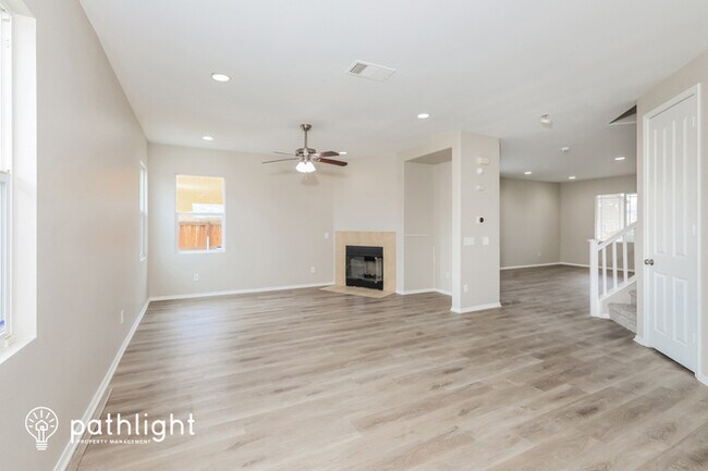 Foto del edificio - 16618 Denham Lane, Victorville, CA, 92395