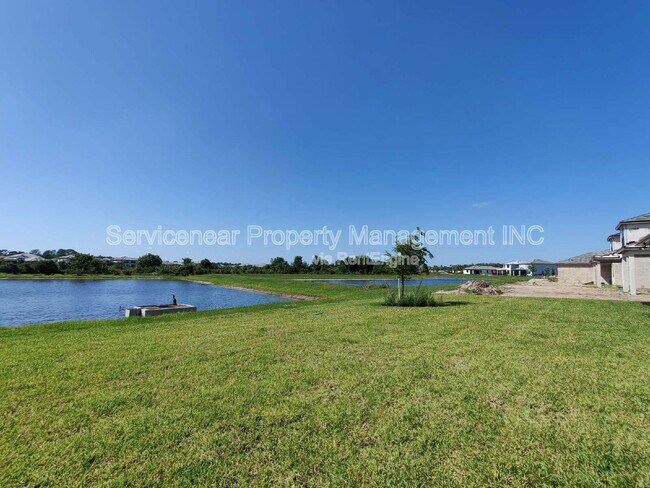 Foto del edificio - 6140 Baywood Ct
