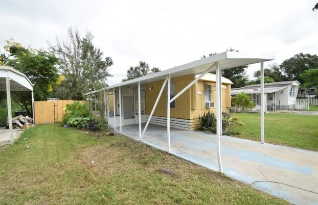Foto del edificio - 3306 Peachtree Hill Rd