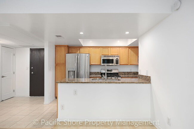 Building Photo - 2700 Cahuenga Blvd E