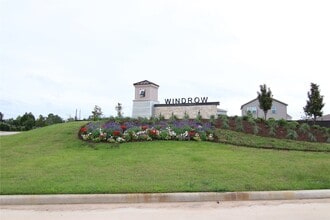 Building Photo - 24010 Farmstead Dr