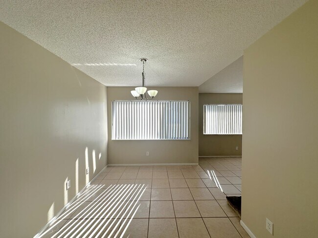 Building Photo - 120 Dublin Dr