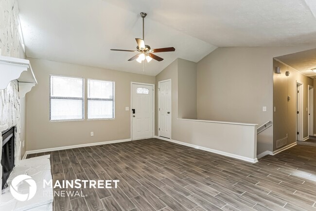 Building Photo - 8905 Daer Water Dr