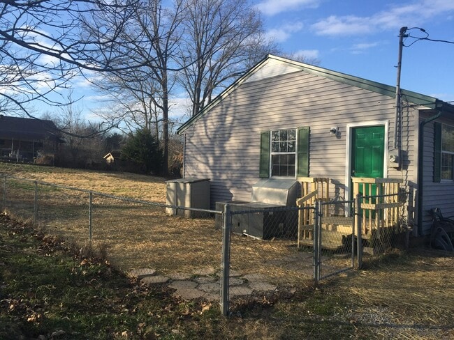 Building Photo - 856 Fortoria Dr
