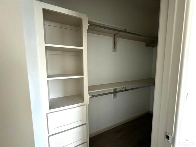 Building Photo - 11 N 58th St