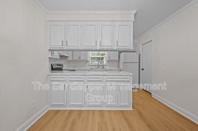 Building Photo - 827 O'Sullivan Dr