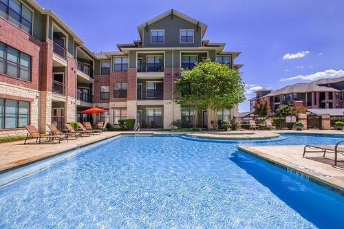 Foto del edificio - 9741 N Lake Creek Pkwy