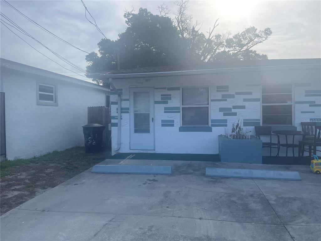Primary Photo - 1407 Taft Ave
