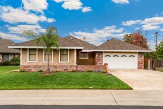 Building Photo - 602 Fischer Ct