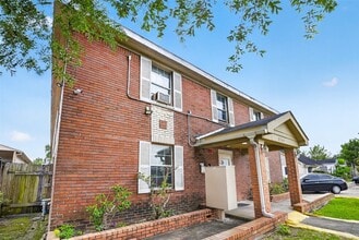 Building Photo - 7742 Park Pl Blvd