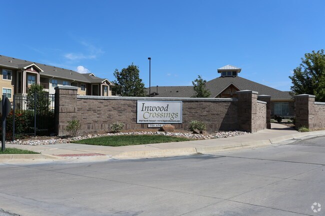 Inwood Crossings Apartments Wichita Ks Apartments Com