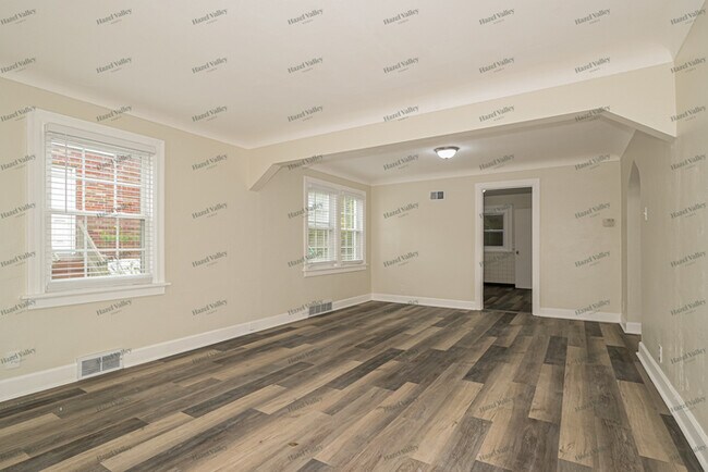 Foto del edificio - 8932 Pallardy Ln