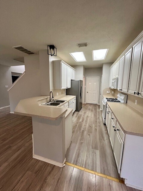 Foto del edificio - 17635 Bering Bridge Ln