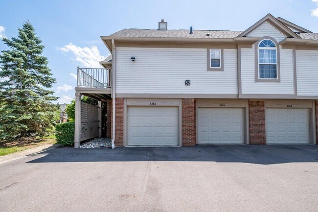 Foto del edificio - 5362 Brookemonte Cir