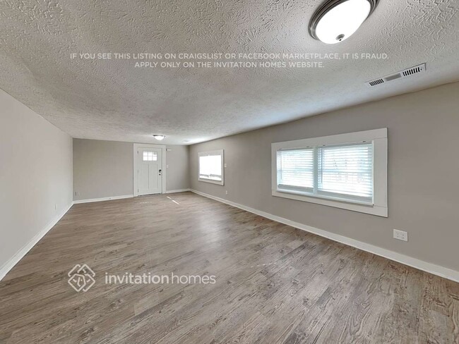 Building Photo - 547 Rustic Rd