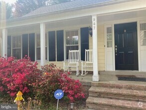 Building Photo - 947 Farm Haven Dr