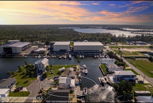 Foto del edificio - 4058 Centavo Ct